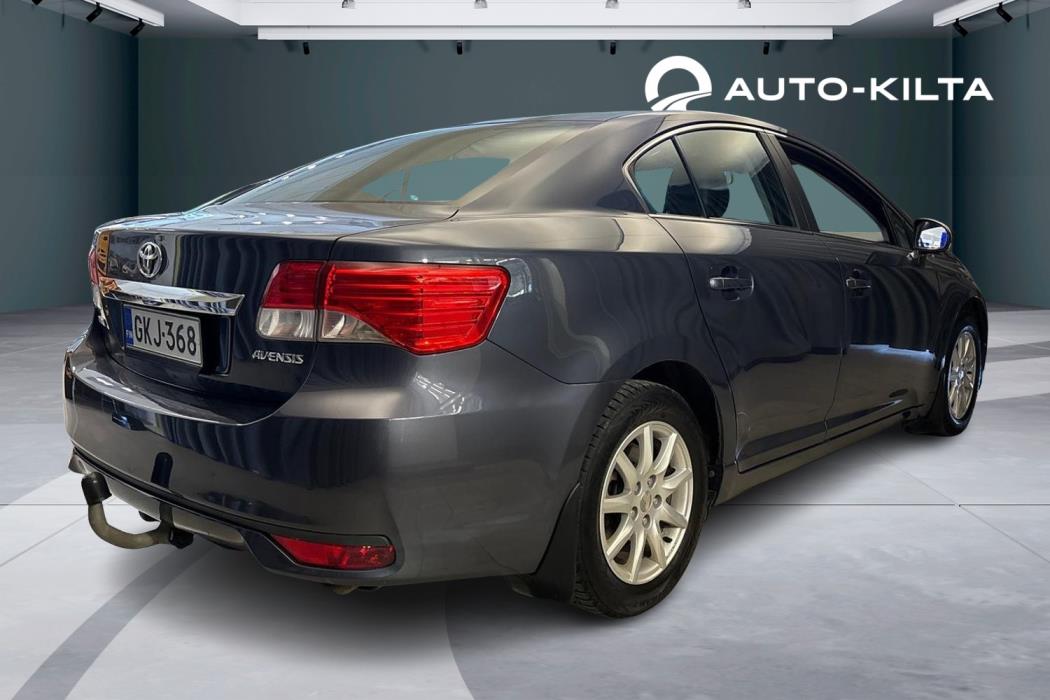 Toyota Avensis 2012