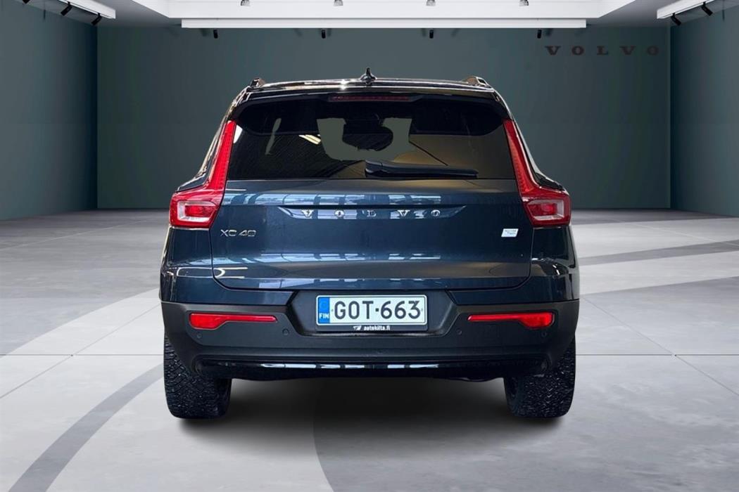 Volvo XC40 2022