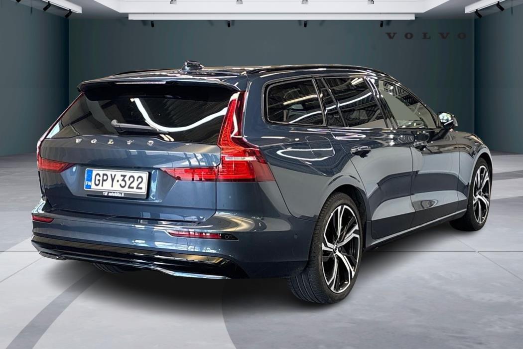 Volvo V60 2024