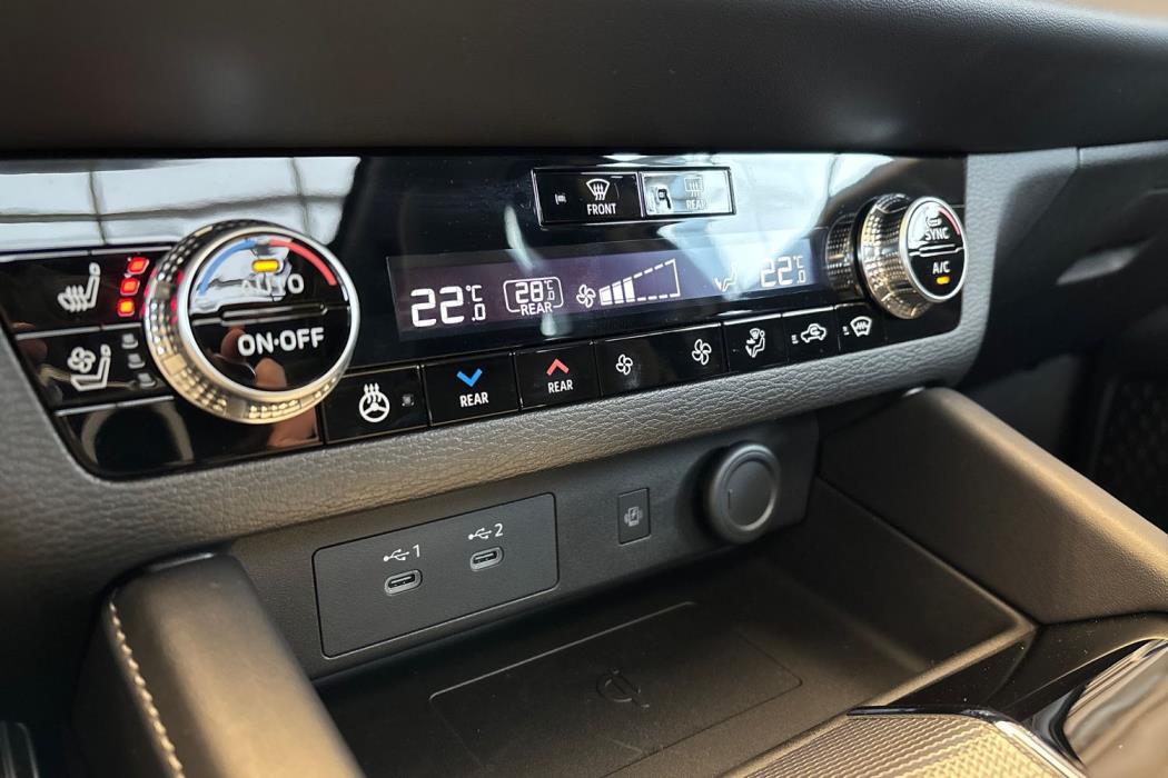 Mitsubishi Outlander 2026