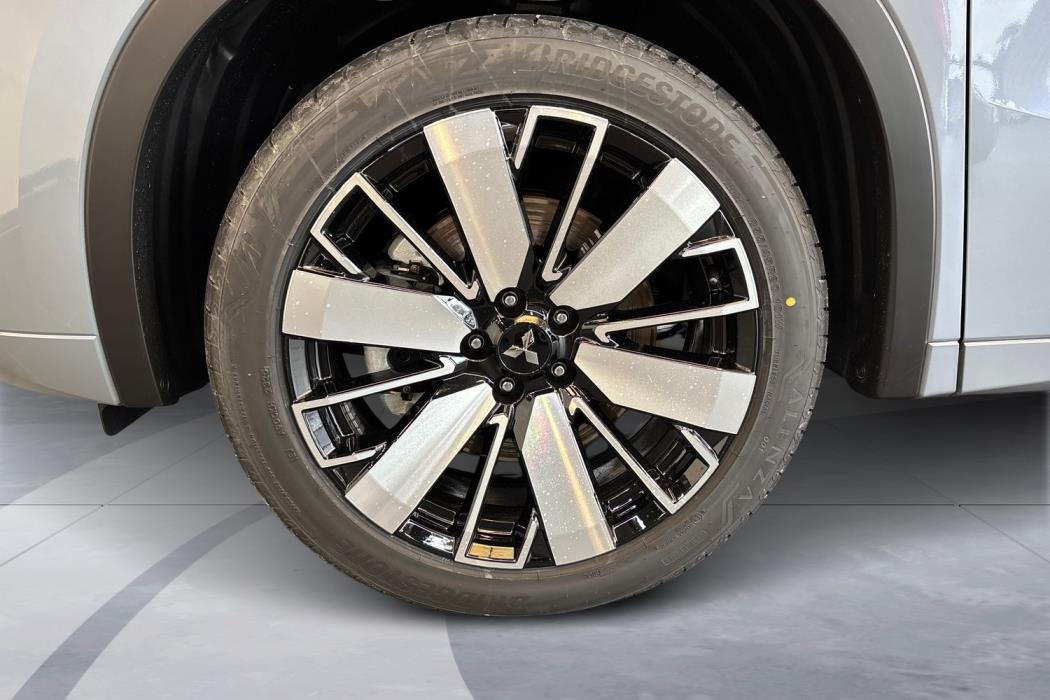 Mitsubishi Outlander 2026