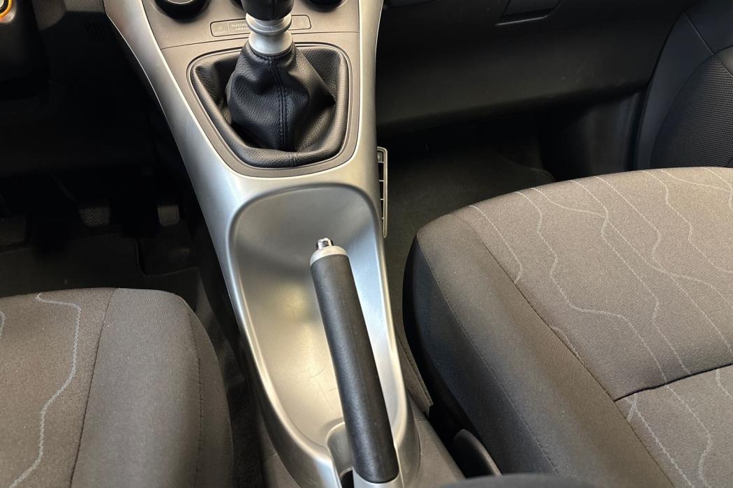 Toyota Auris 2011