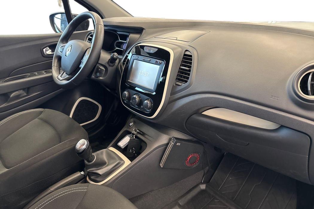 RENAULT Captur 2018