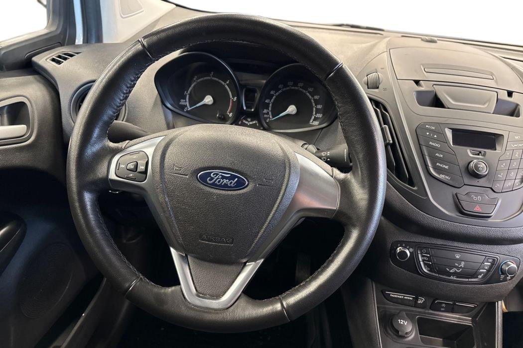 Ford Transit Courier 2023