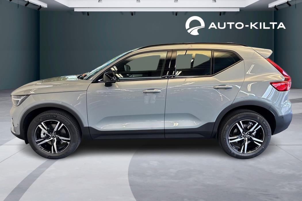 Volvo XC40 2026
