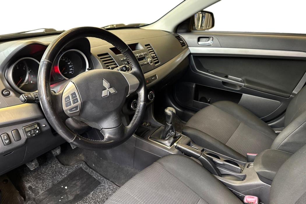 Mitsubishi Lancer 2011