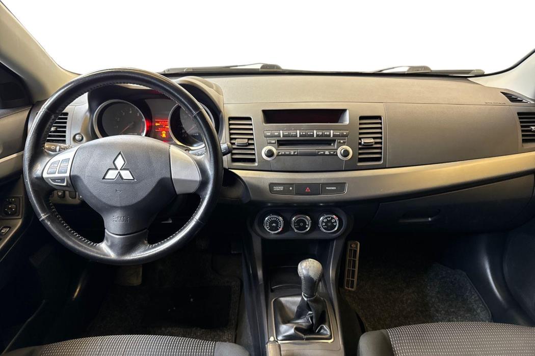 Mitsubishi Lancer 2011