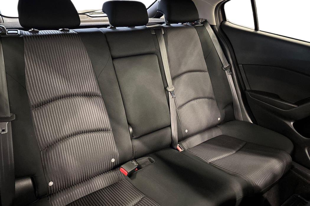 MAZDA Mazda3 2016
