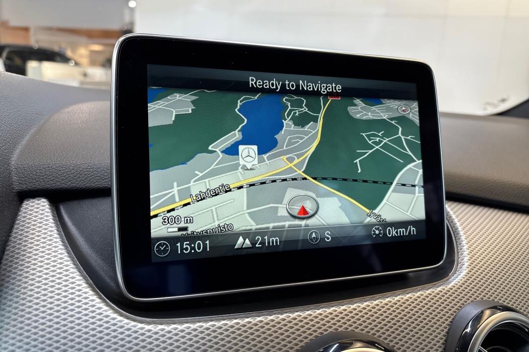 MERCEDES-BENZ B 2015