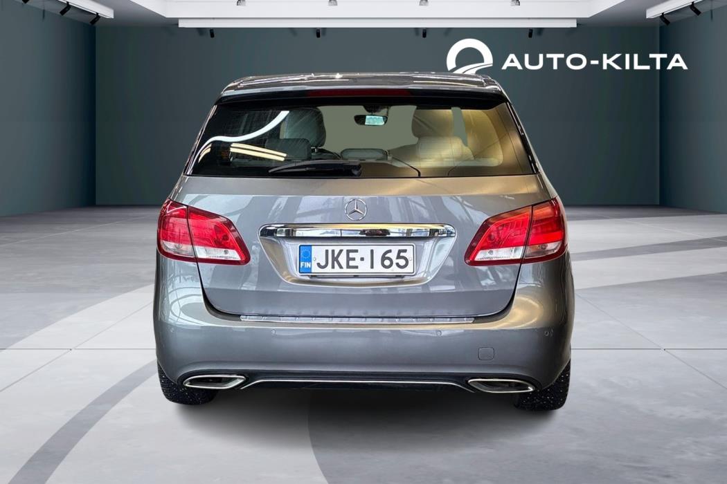 MERCEDES-BENZ B 2015
