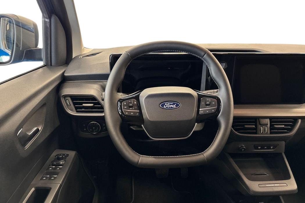 Ford Tourneo Courier 2025