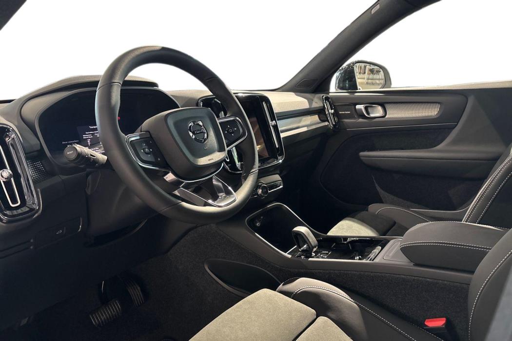 Volvo EX40 2027