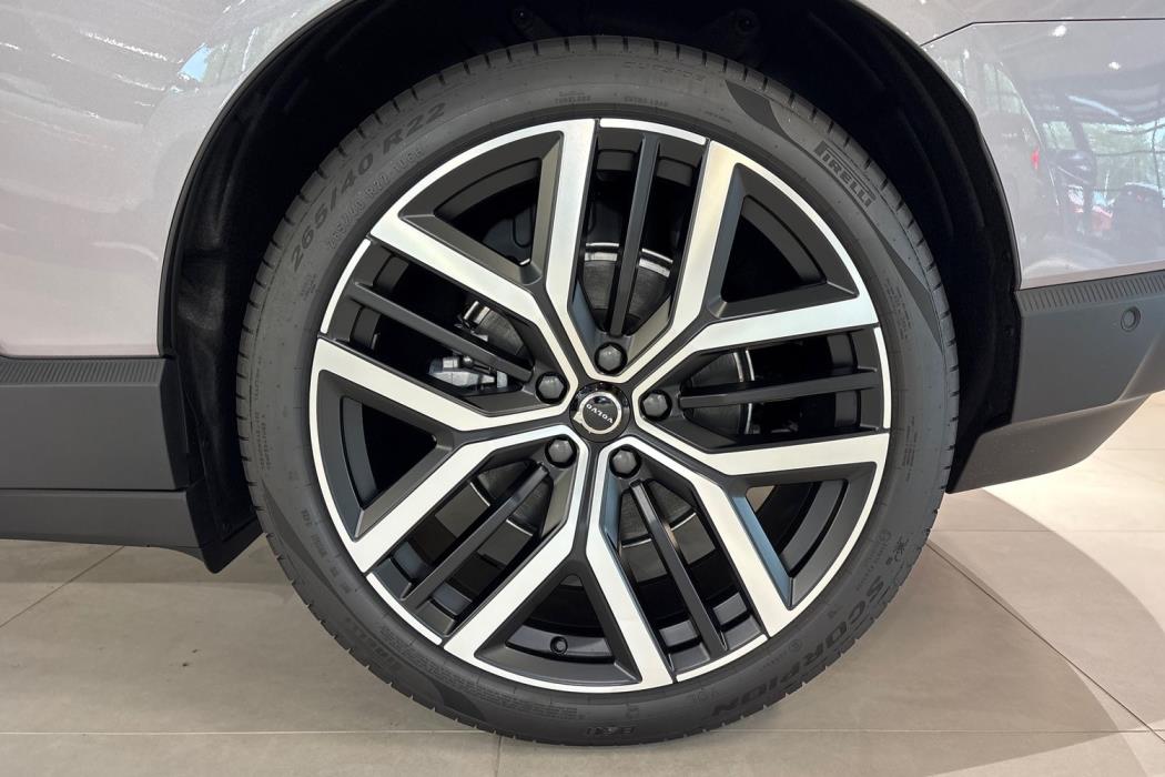 Volvo EX60 2027