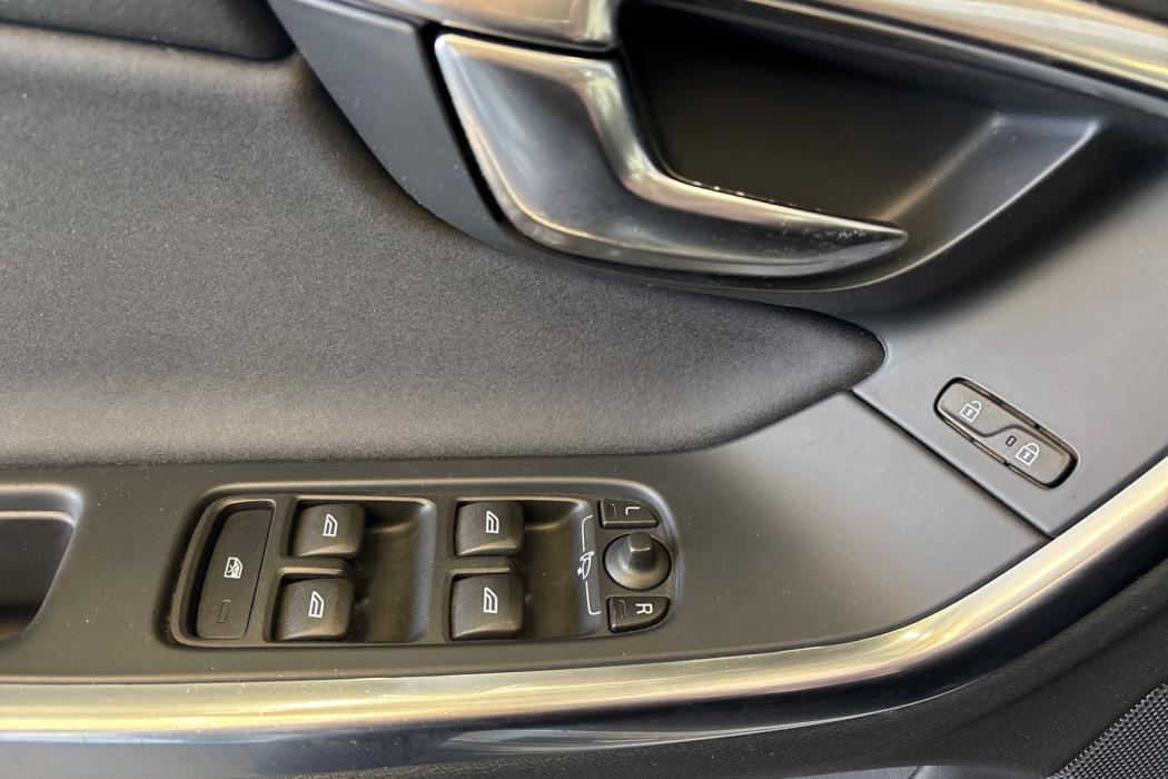 Volvo V60 2014