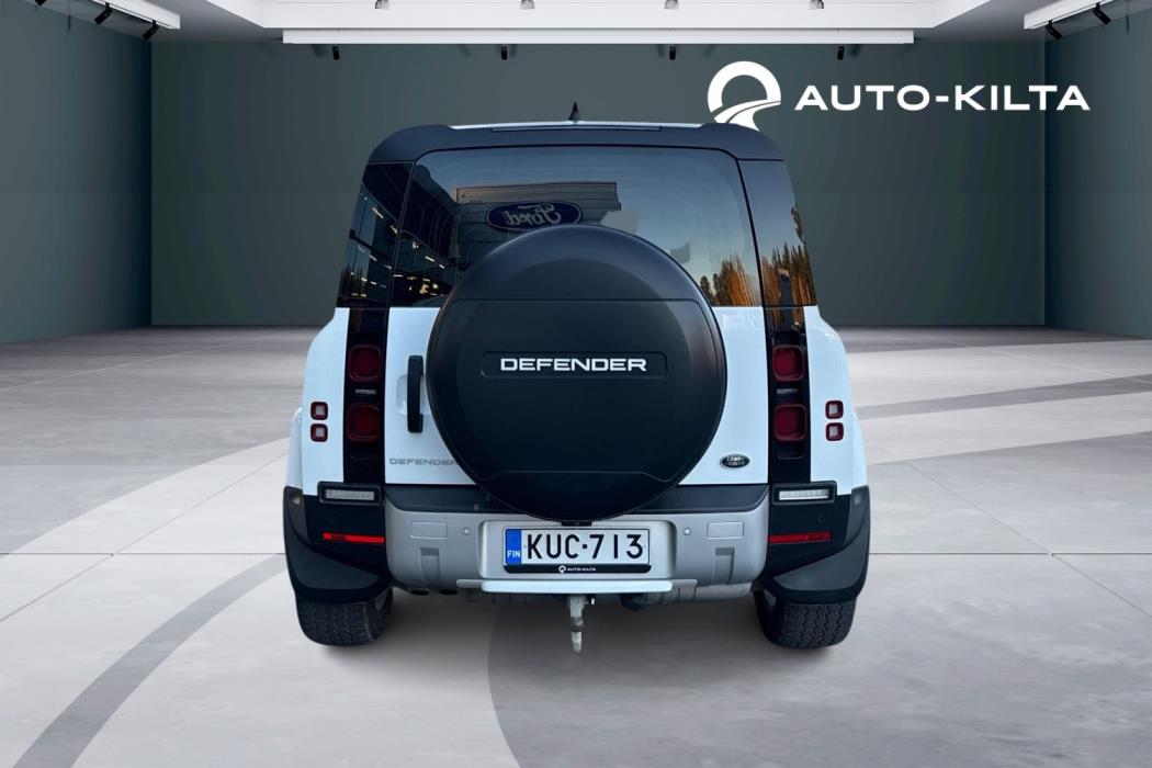 Land Rover Defender 2021