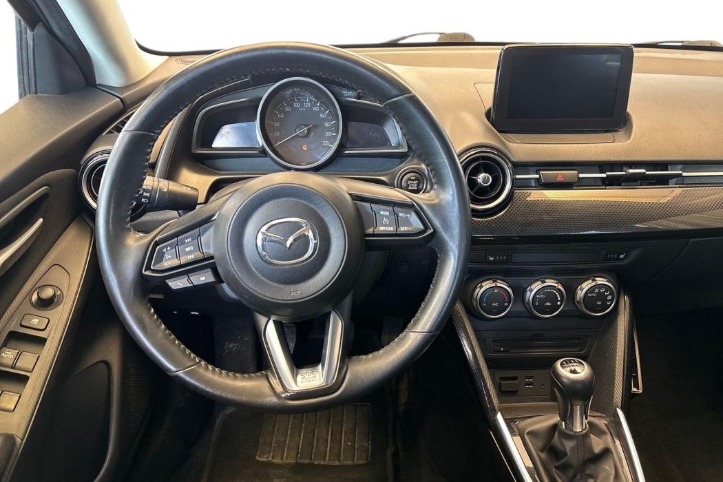 Mazda 2 2018