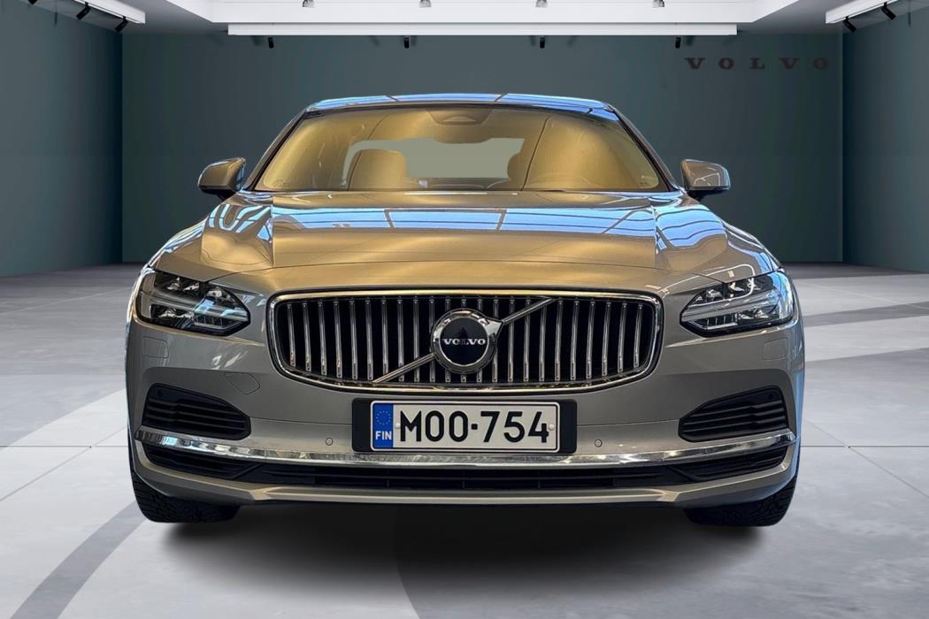 VOLVO S90 2023