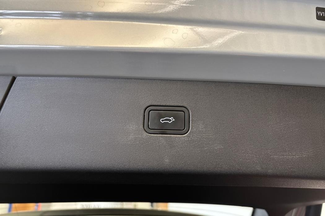 Volvo EX30 2024