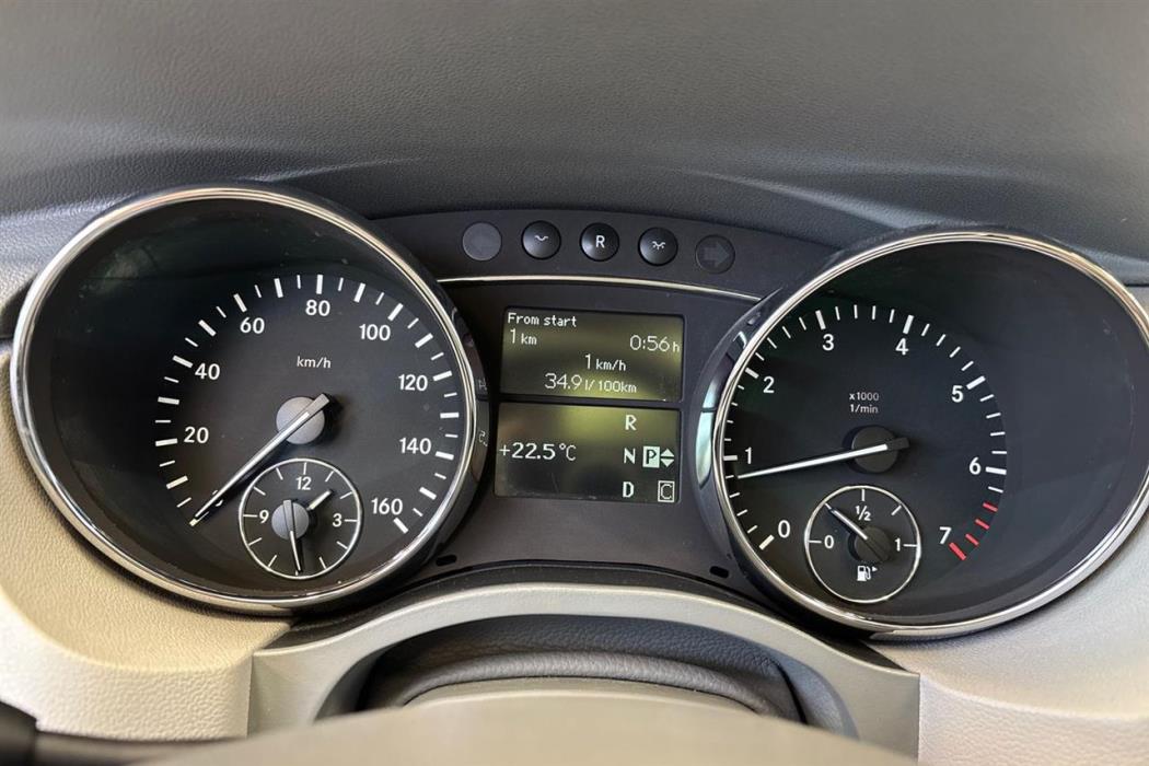 MERCEDES-BENZ R 2006