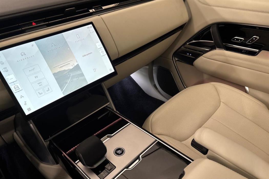 Land Rover Range Rover 2025