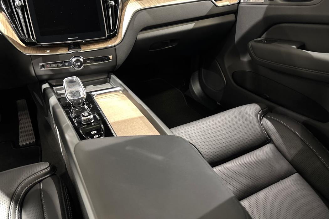 Volvo XC60 2026