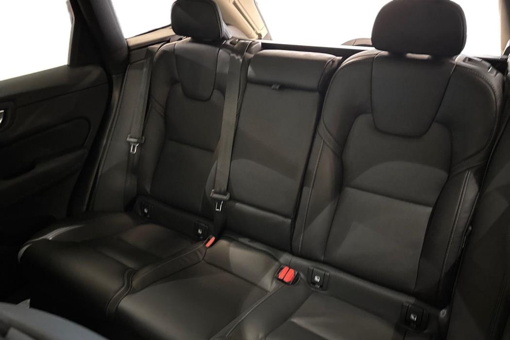 Volvo XC60 2026
