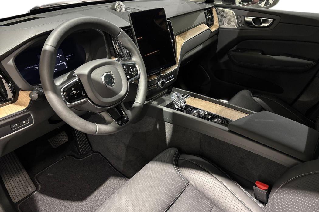 Volvo XC60 2026