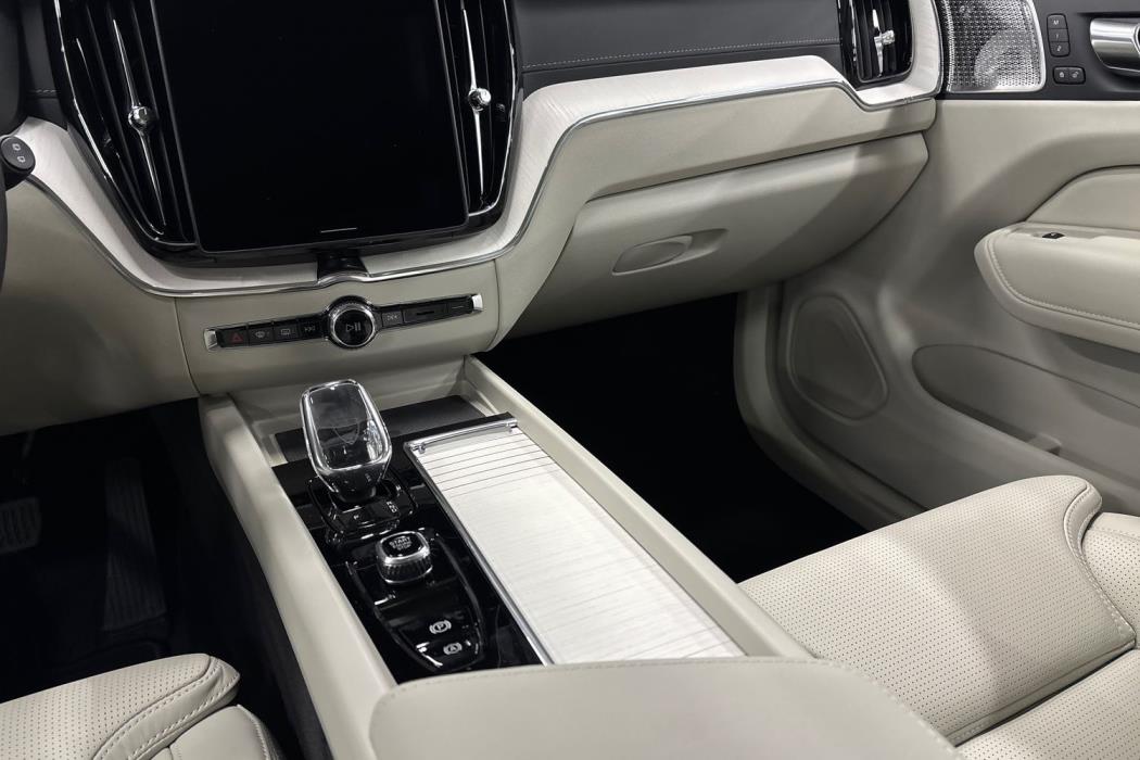 Volvo XC60 2026