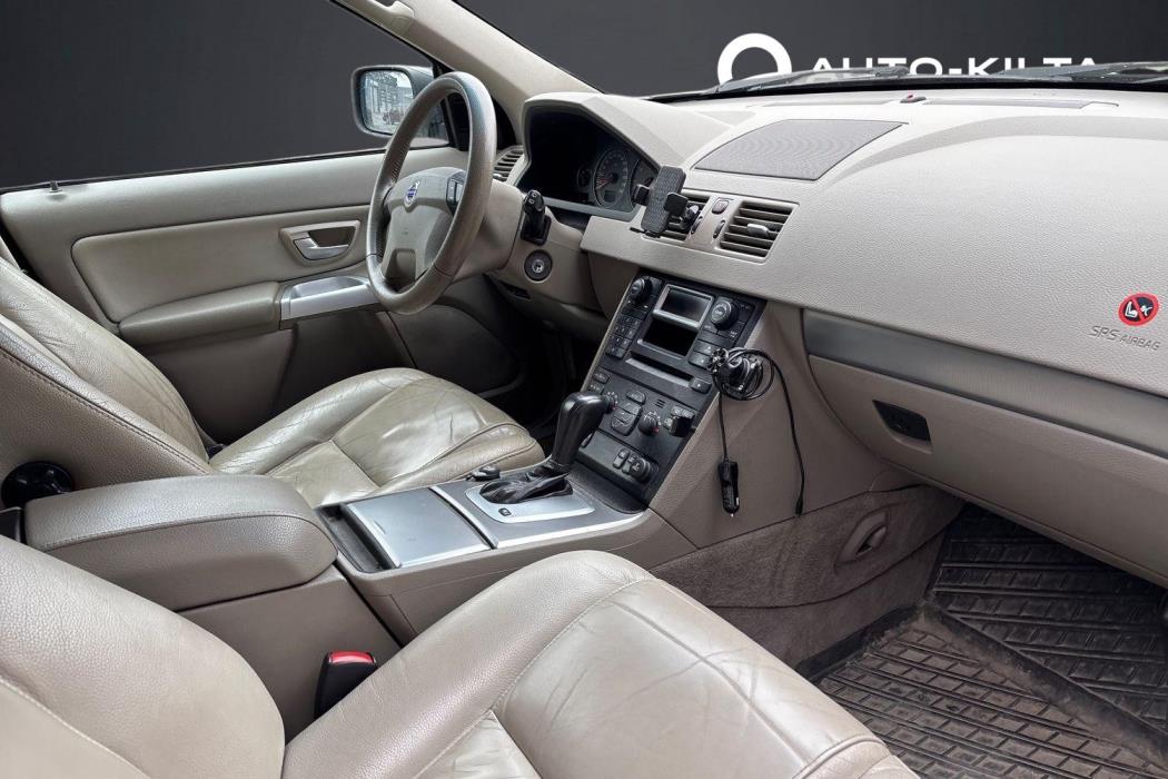 Volvo XC90 2005