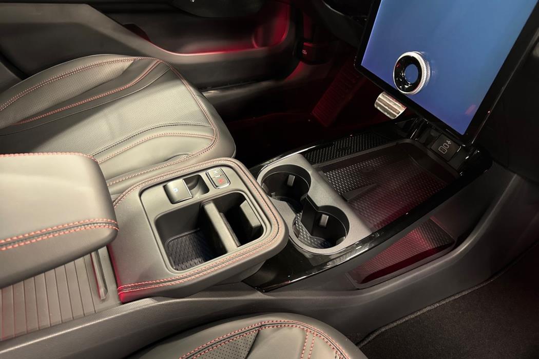 Ford Mustang Mach-E 2025