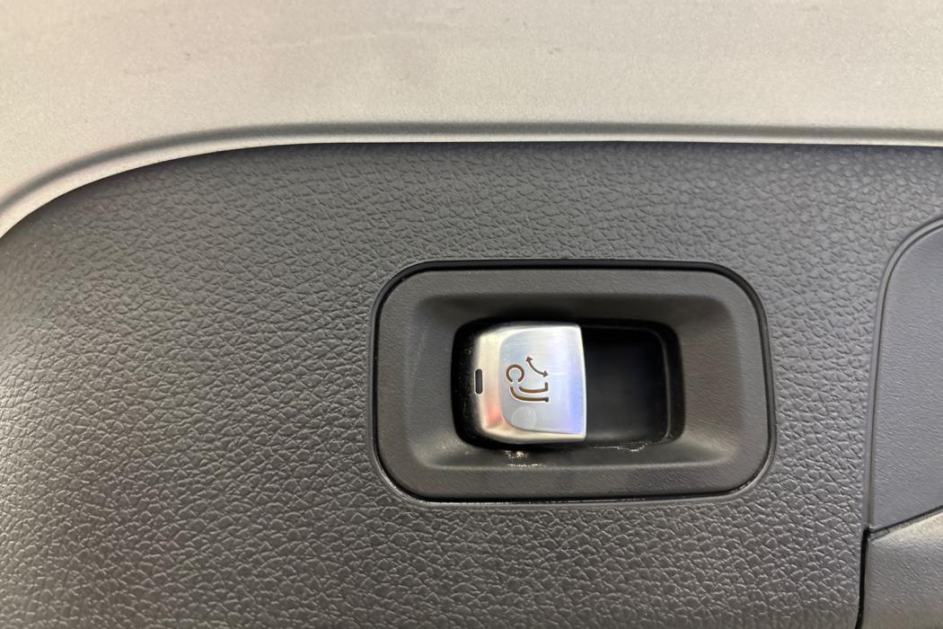 Mercedes-Benz EQC 2019