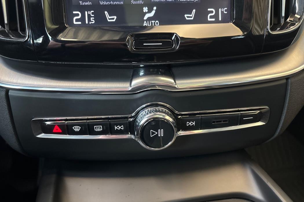 VOLVO XC60 2020