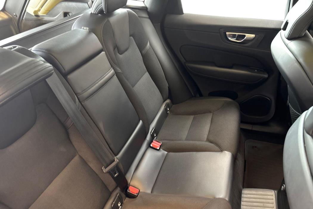 VOLVO XC60 2020