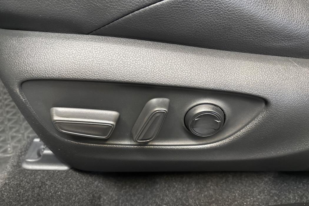 TOYOTA RAV4 Plug-in 2021