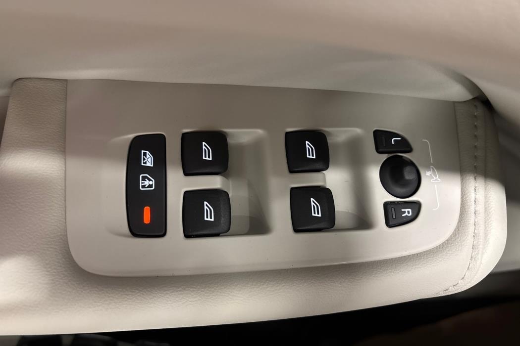 Volvo XC60 2026