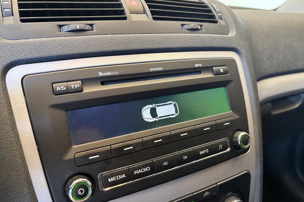 SKODA Octavia 2012