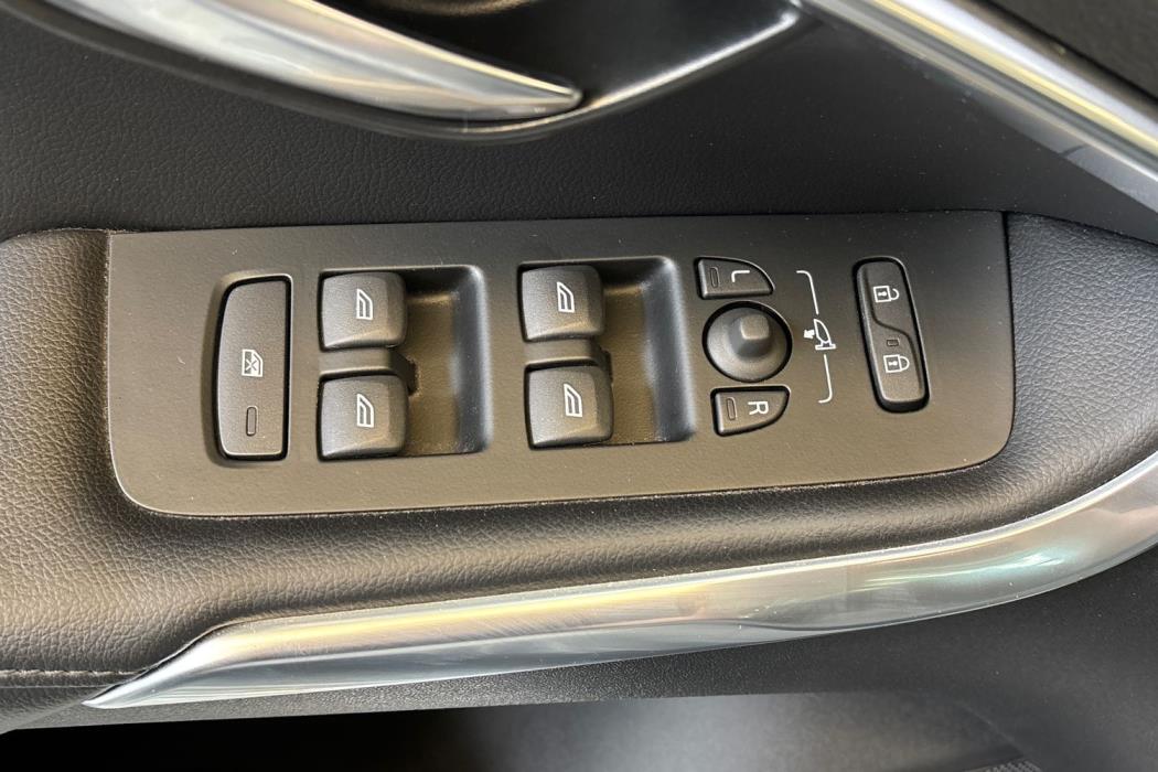 Volvo V40 2018