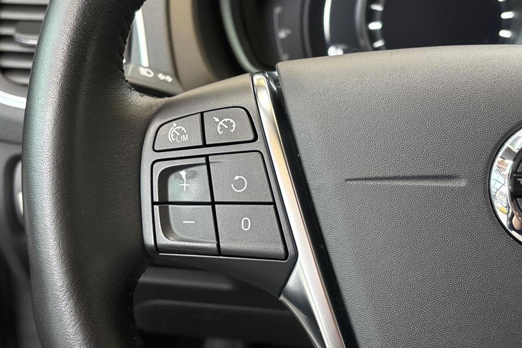Volvo V40 2018
