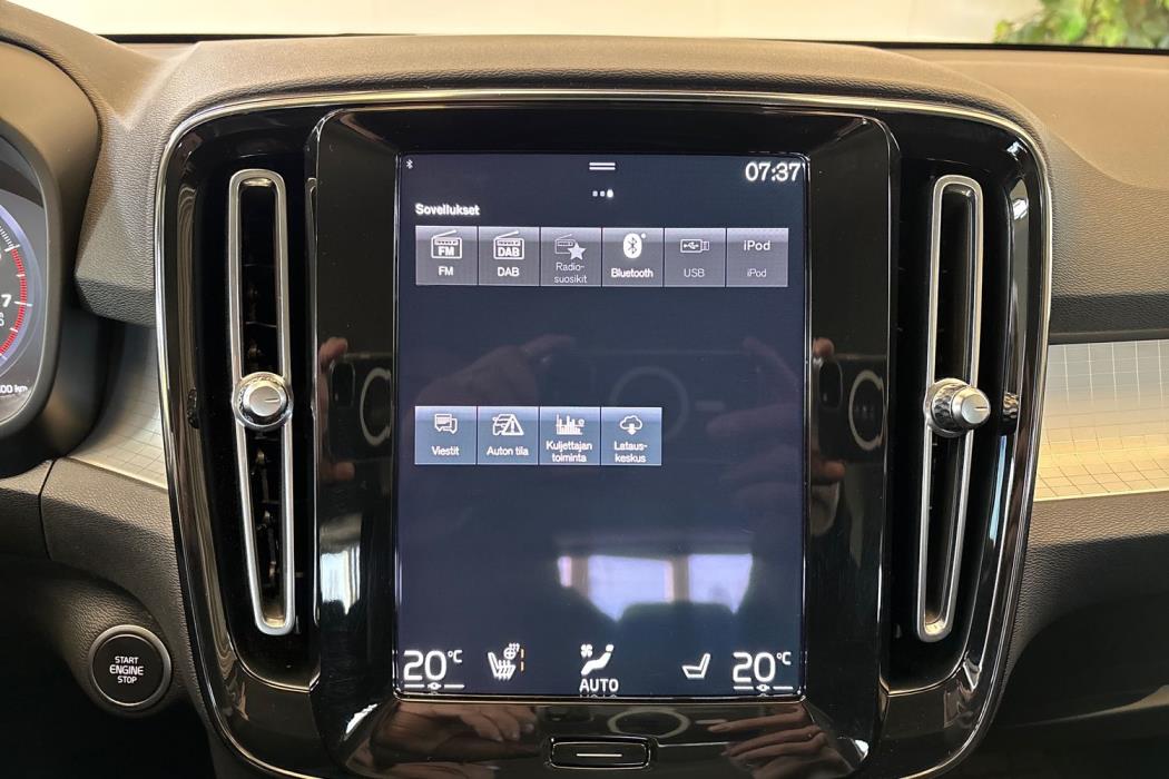 Volvo XC40 2021