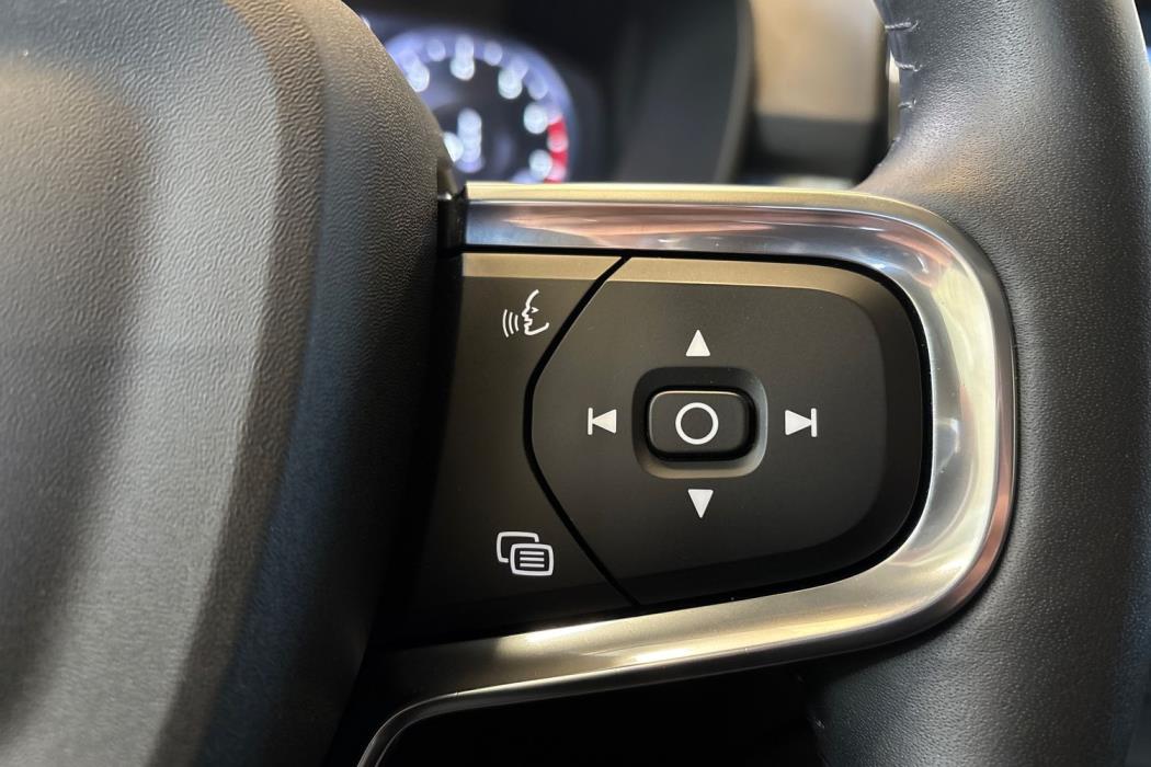 Volvo XC40 2021