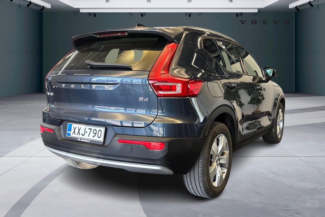 Volvo XC40 2021