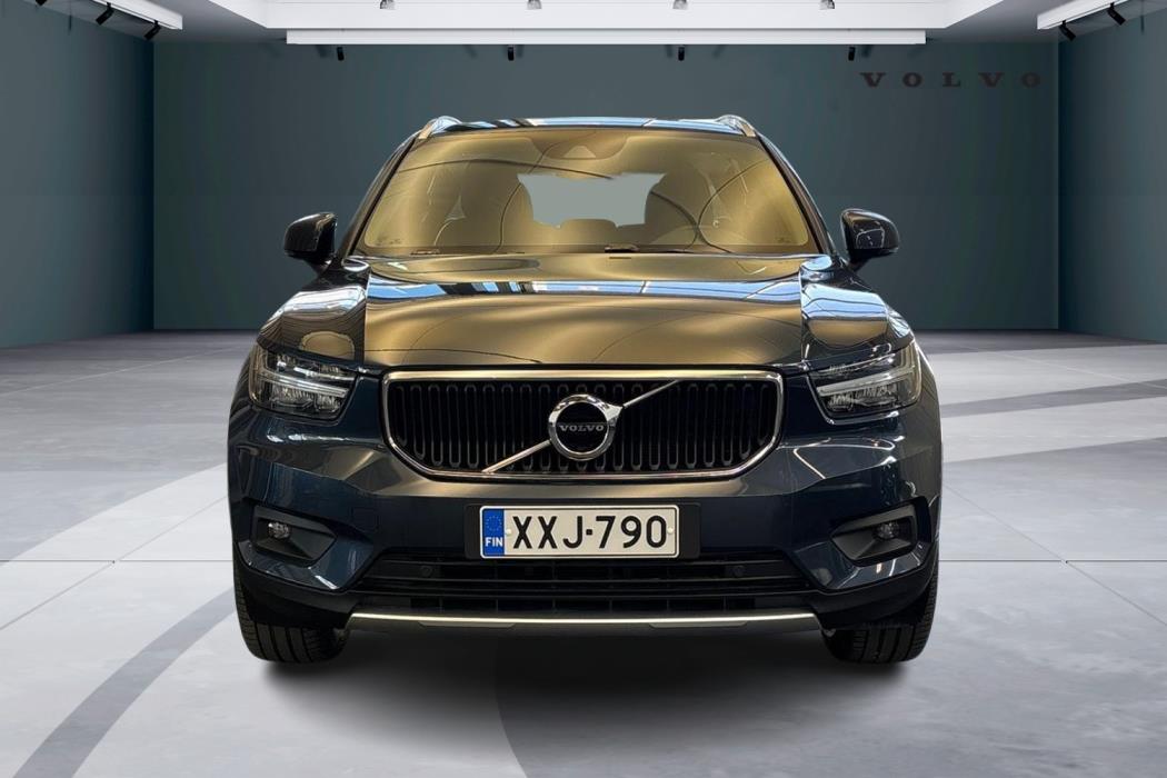 Volvo XC40 2021