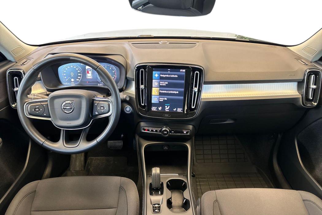 Volvo XC40 2021