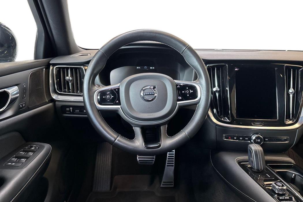 Volvo V60 2021