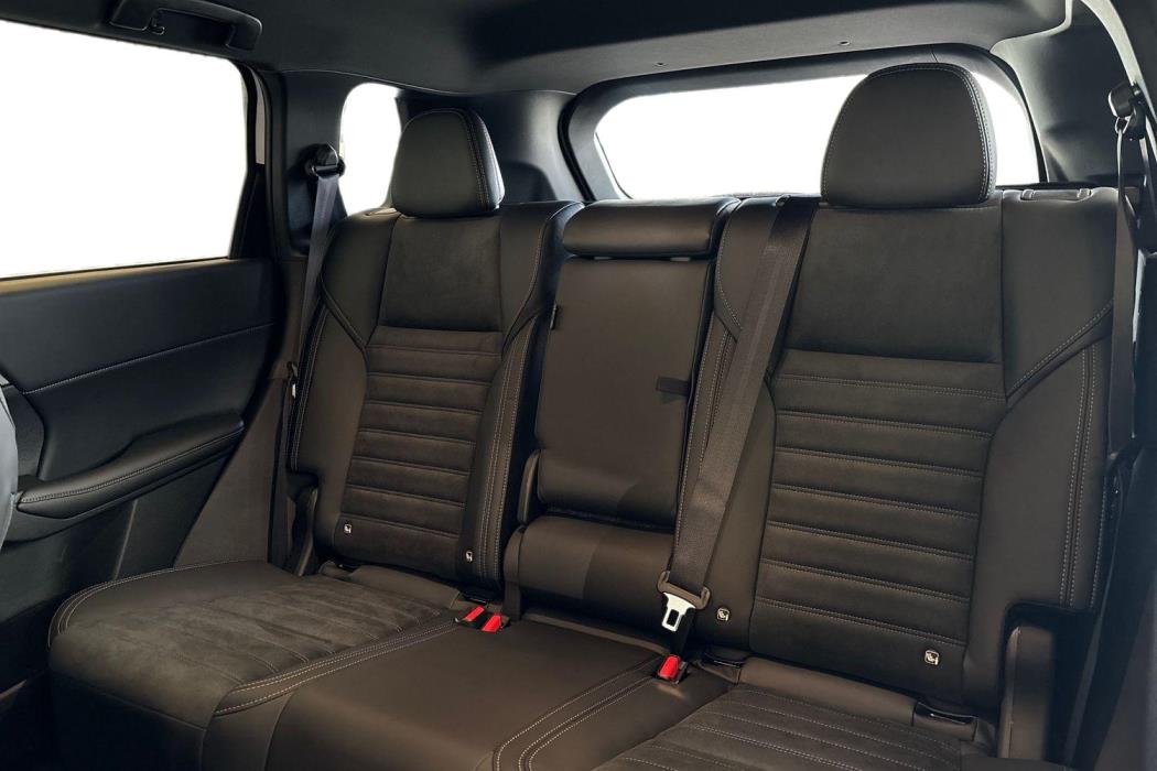 Mitsubishi Outlander 2026