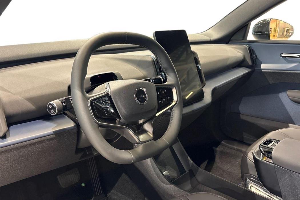 Volvo EX30 2027