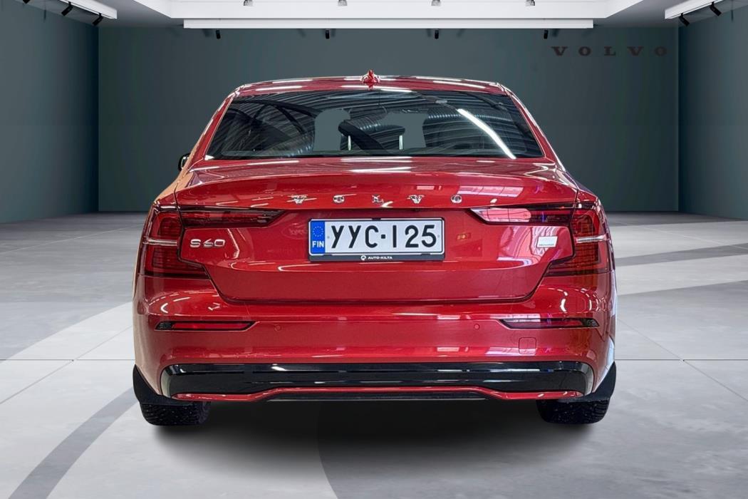 Volvo S60 2024