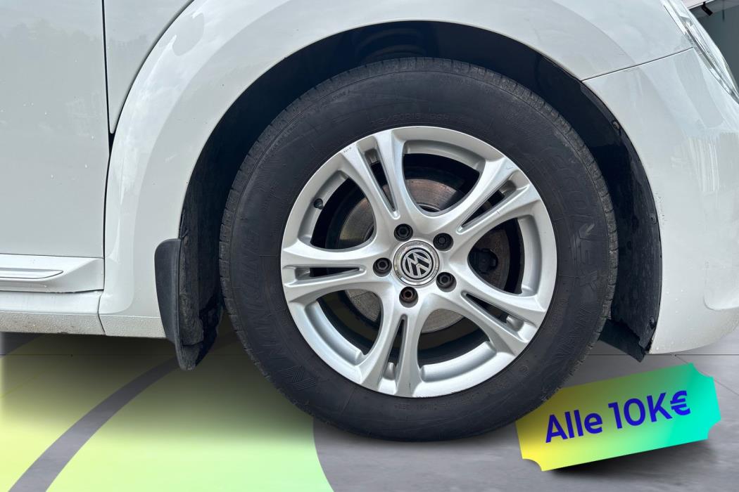 VOLKSWAGEN Beetle 2012