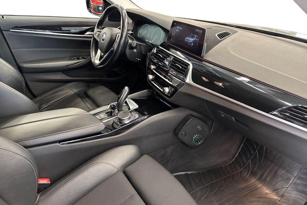 BMW 520 2019