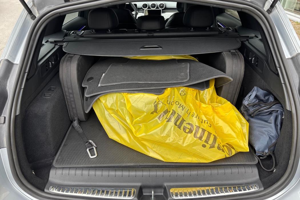 Mercedes-Benz C 2025